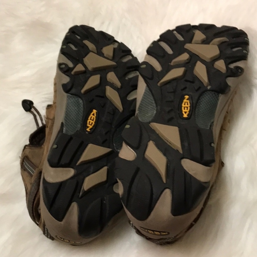 Men's Keens